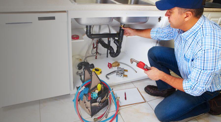 Local expert plumbing services in Moosic, PA
